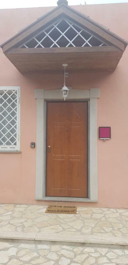 Отель Borgo Dei Centurione Рим Экстерьер фото