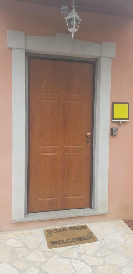 Отель Borgo Dei Centurione Рим Экстерьер фото